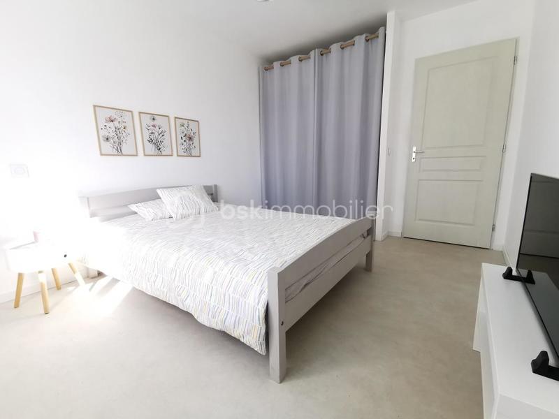 Maison - 92 m² - 4 pièces