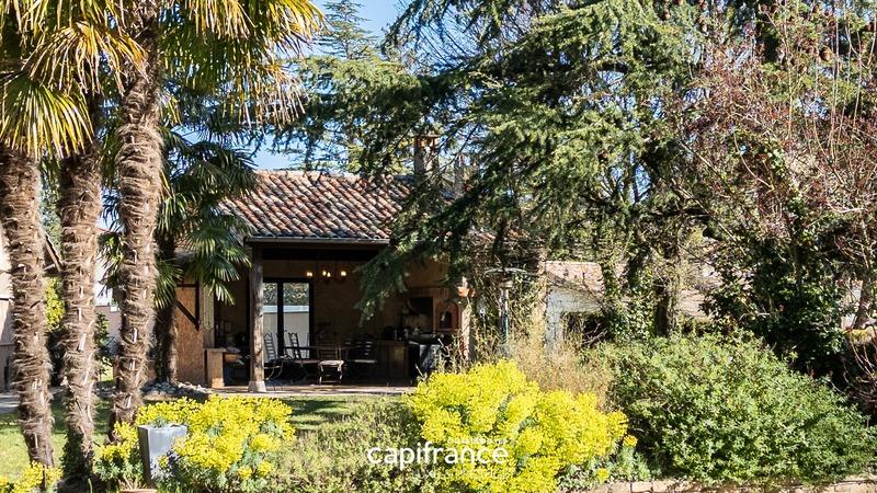 Villa - 226 m² - 8 pièces