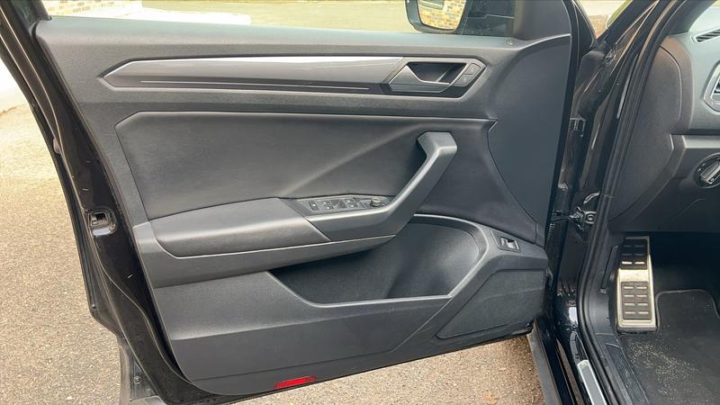 Volkswagen t-Roc (1) 1.5 Tsi 150 Dsg7 R-Line - Automatique Toit ouvrant