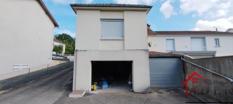 Maison - 93 m² - 5 pièces