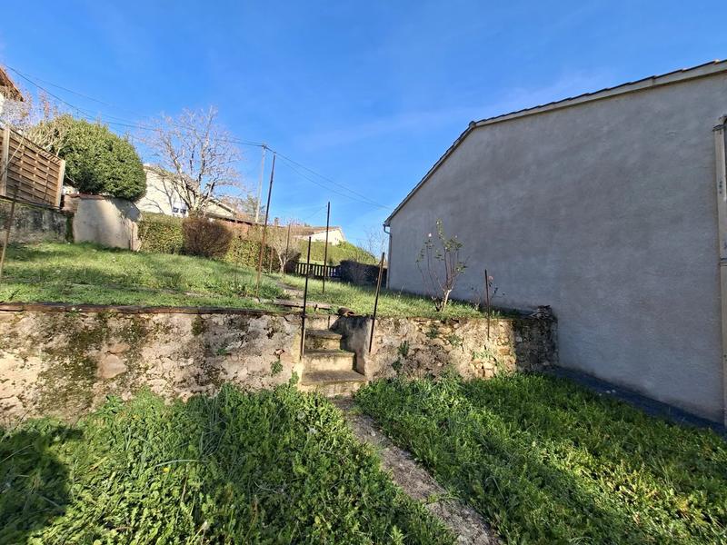 Maison - 95 m² - 5 pièces