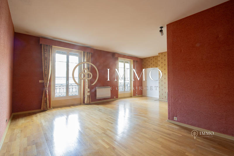 Appartement - 77 m² - 4 pièces
