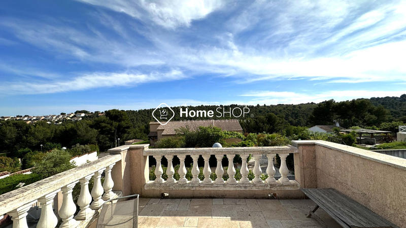 Villa - 150 m² - 5 pièces