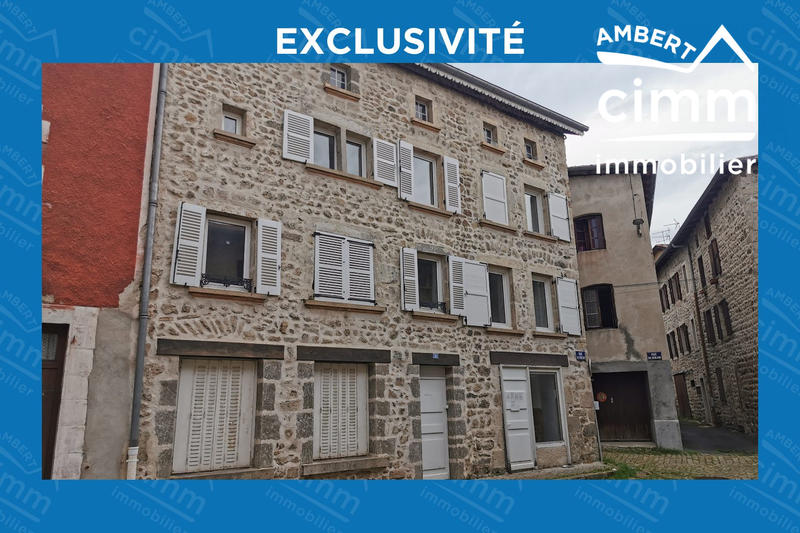 Maison - 220 m² - 8 pièces