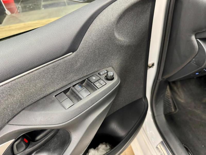 Toyota Yaris IV 116h Hybride Design Bva