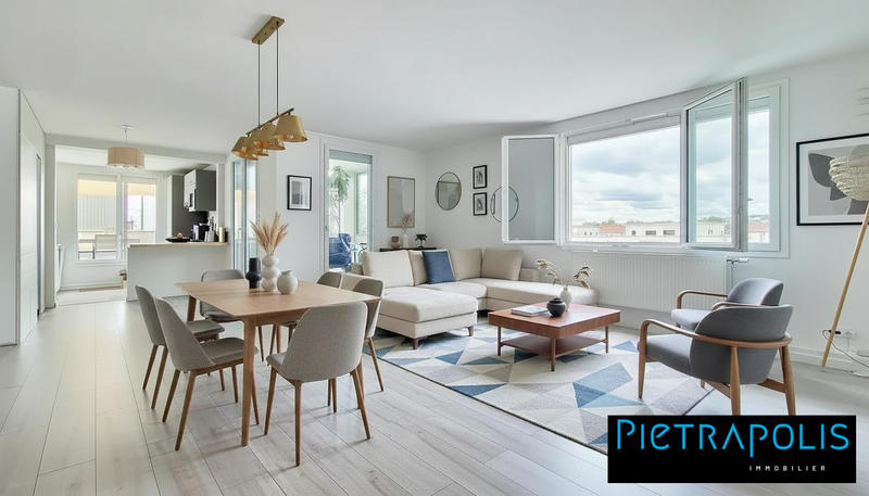 Appartement - 122 m² - 4 pièces