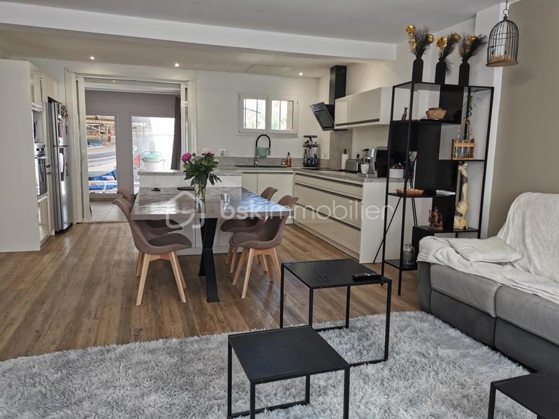 Maison de ville - 150 m² - 7 pièces