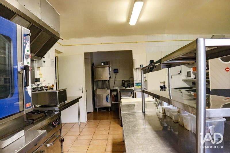 Local commercial - 240 m²