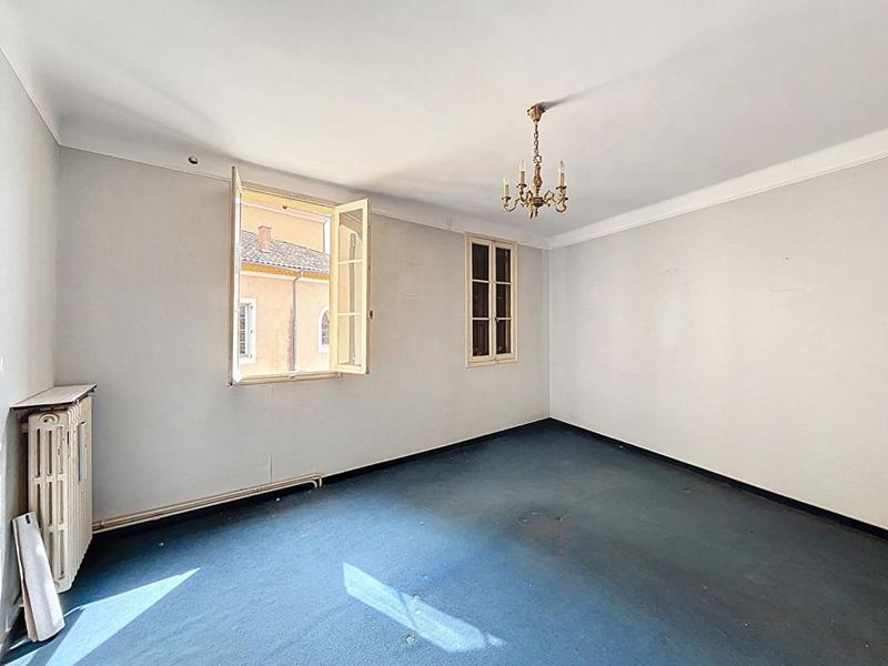 Immeuble - 240 m² - 10 pièces