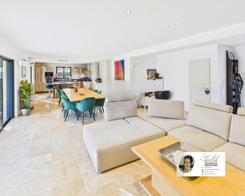 Villa - 174 m² - 5 pièces