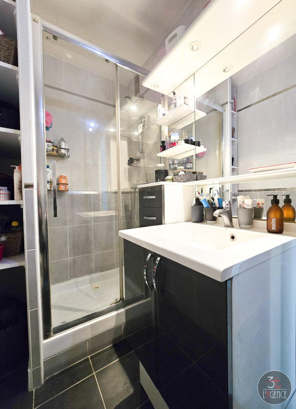 Appartement - 70 m² - 4 pièces