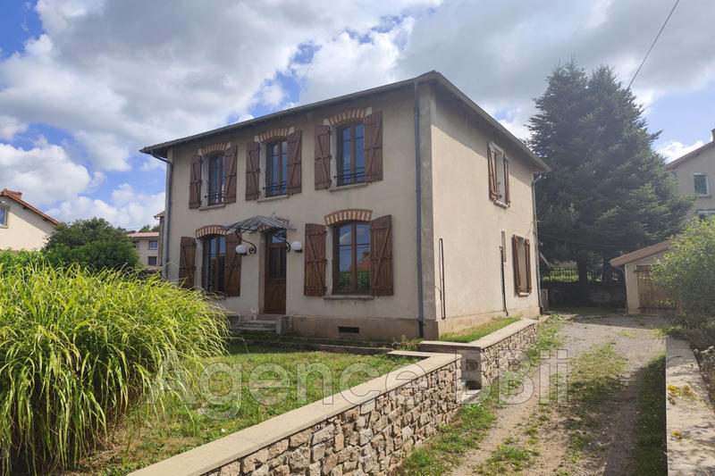Maison - 140 m² - 7 pièces