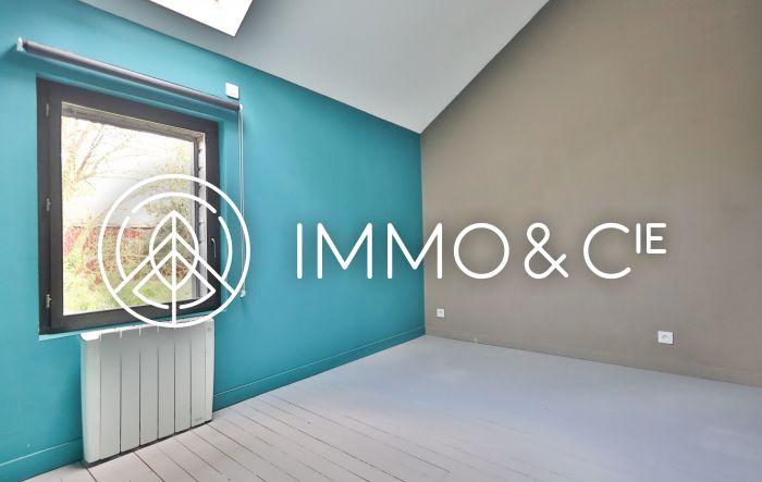 Maison - 225 m² - 6 pièces