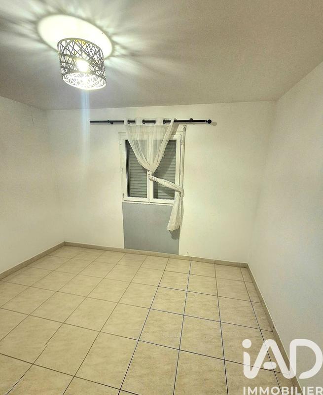 Maison - 280 m² - 5 pièces