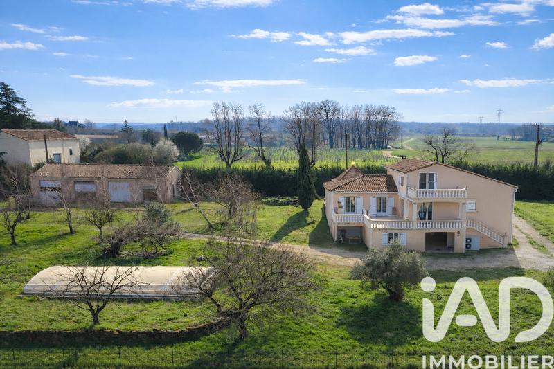 Maison - 170 m² - 7 pièces