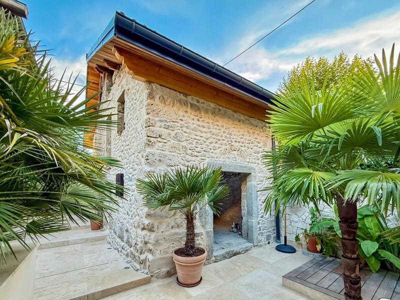 Maison de village - 120 m² - 3 pièces