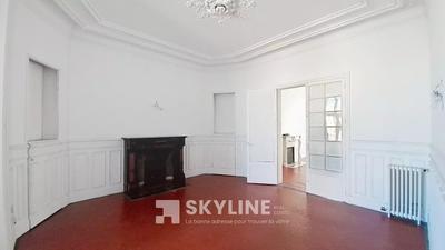 Appartement - 181 m² - 6 pièces