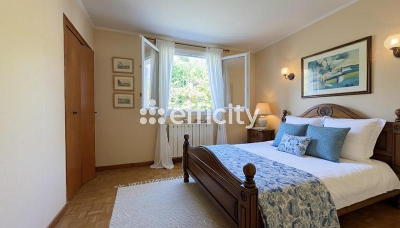 Maison - 145 m² - 6 pièces