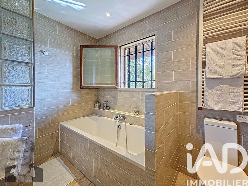 Maison de maîtres - 220 m² - 7 pièces