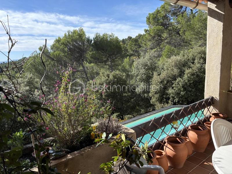 Maison traditionnelle - 170 m² - 5 pièces