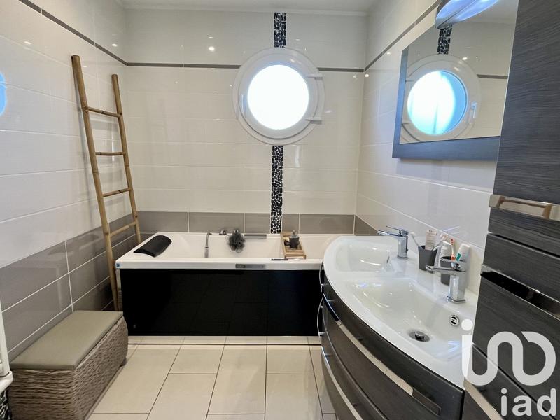 Maison - 133 m² - 6 pièces