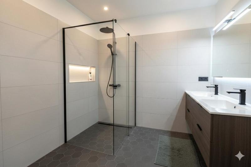 Appartement - 103 m² - 5 pièces