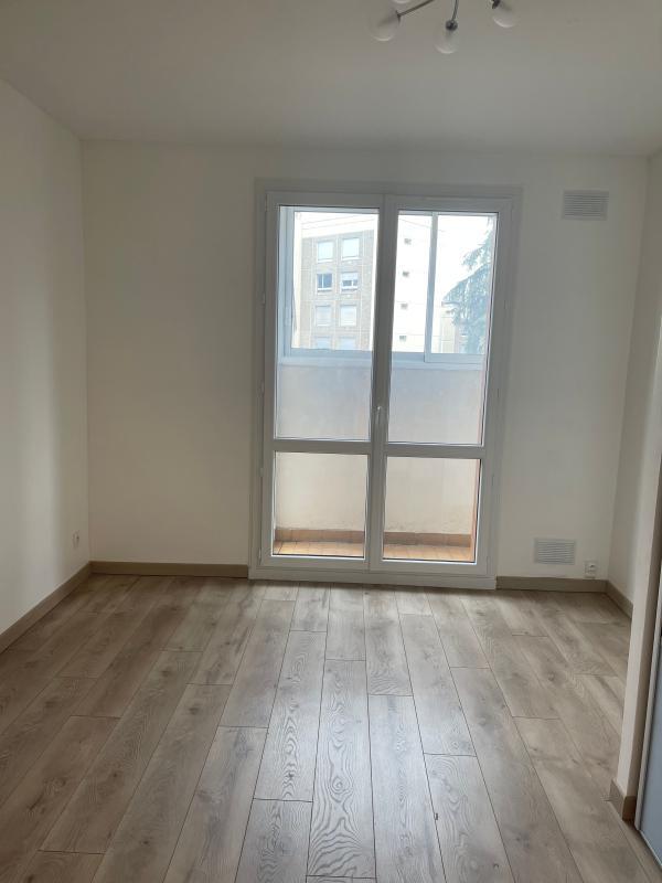 Appartement - 97 m² - 4 pièces