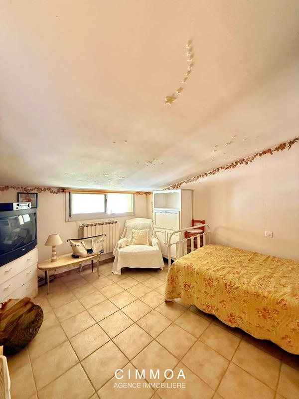 Appartement - 127 m² - 4 pièces