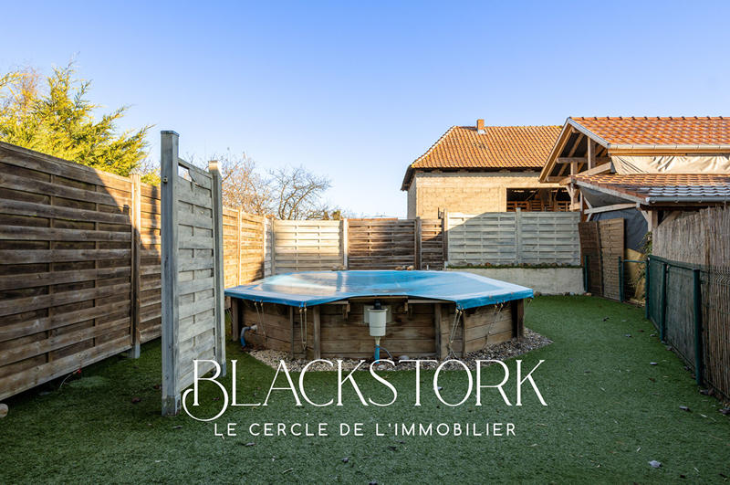 Maison - 211 m² - 7 pièces