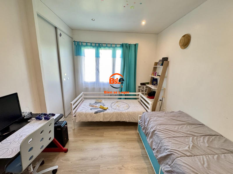 Maison - 125 m² - 5 pièces