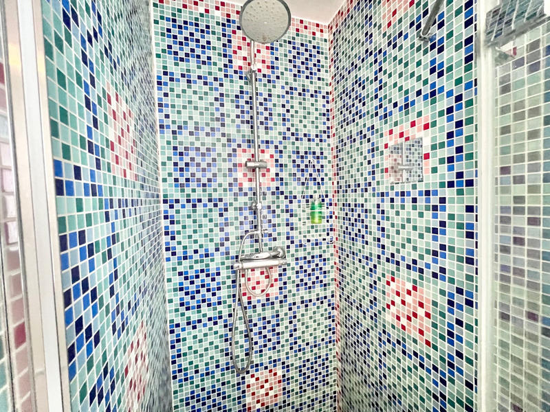 Propriété - 190 m² - 6 pièces