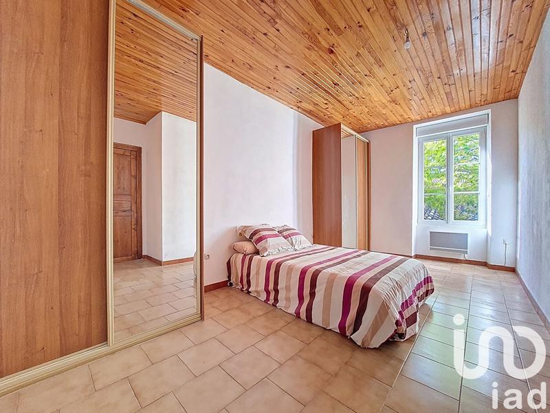 Maison - 257 m² - 9 pièces