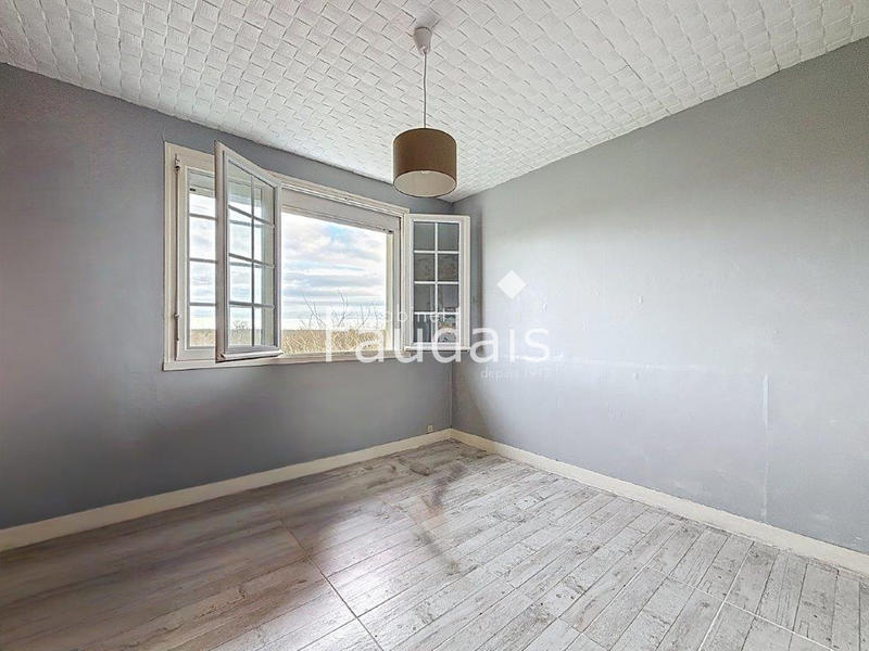 Maison - 135 m² - 9 pièces