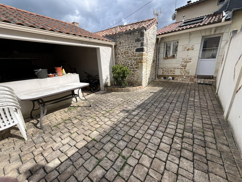 Maison - 140 m² - 6 pièces