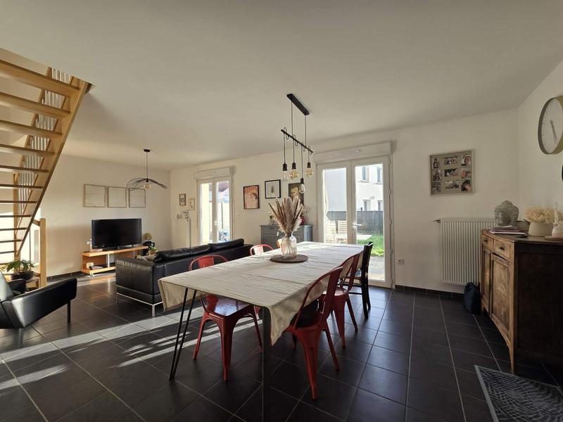 Maison - 89 m² - 5 pièces