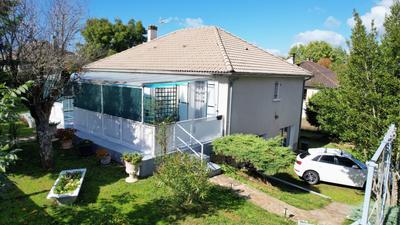 Maison - 125 m² - 5 pièces