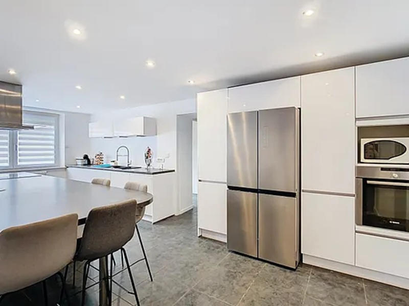 Maison - 192 m² - 7 pièces