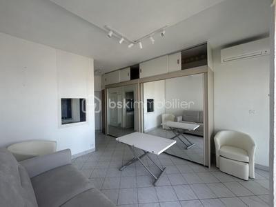 Studio - 26 m² - 1 pièce