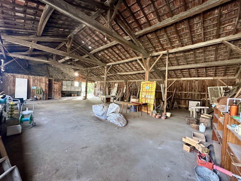 Propriété - 80 m² - 3 pièces