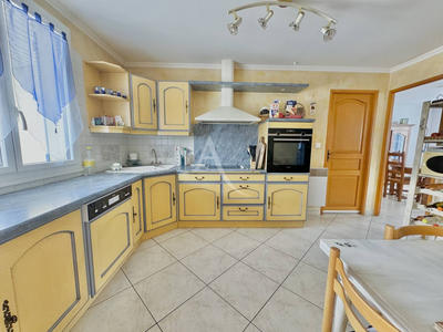 Maison - 105 m² - 5 pièces