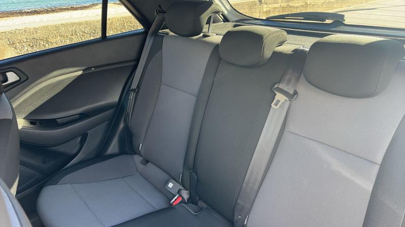 Hyundai i20 1.0 t-GDi 100 Hybride Dct-7 Intuitive - Automatique