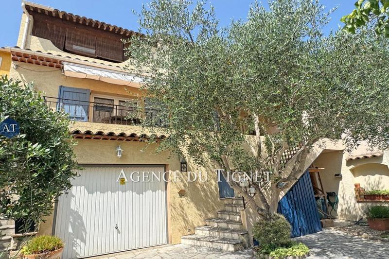 Maison - 101 m² - 4 pièces