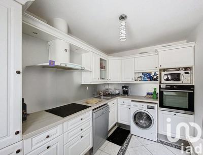 Appartement - 72 m² - 3 pièces