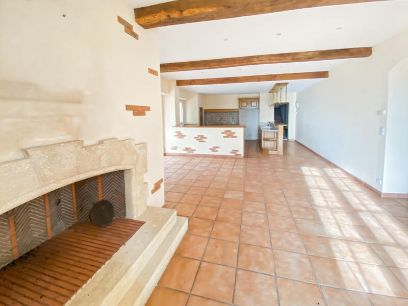 Maison - 327 m² - 6 pièces