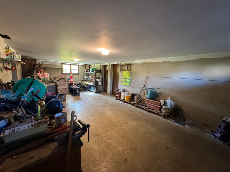 Maison - 235 m² - 6 pièces