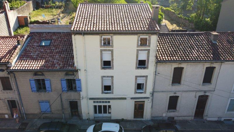 Maison - 137 m² - 10 pièces