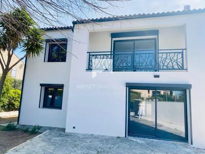 Maison - 160 m² - 7 pièces