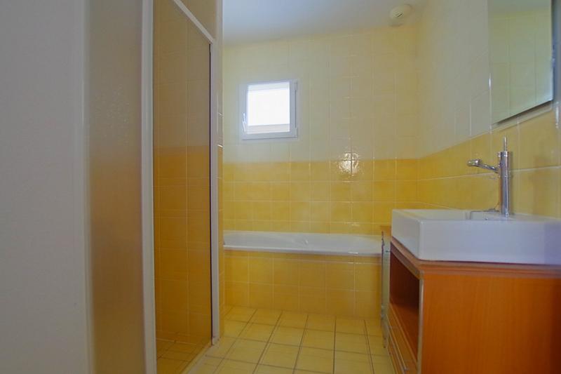 Maison - 98 m² - 5 pièces