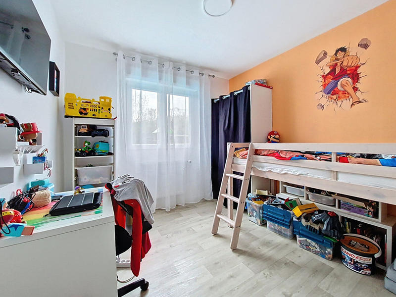 Maison - 86 m² - 5 pièces