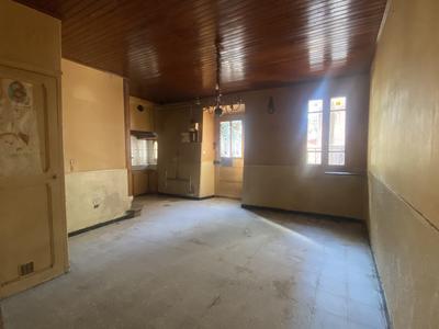 Maison traditionnelle - 70 m² - 6 pièces